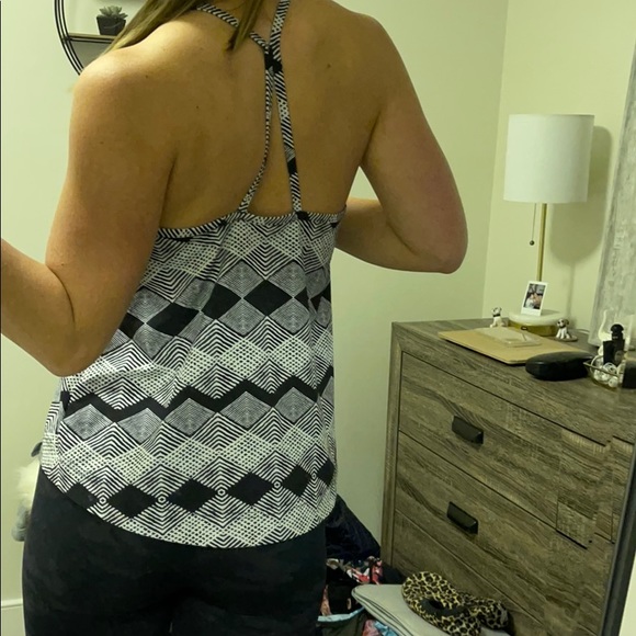 NEVER WORN ✨ Cute, flowy Lucy top - Picture 6 of 6